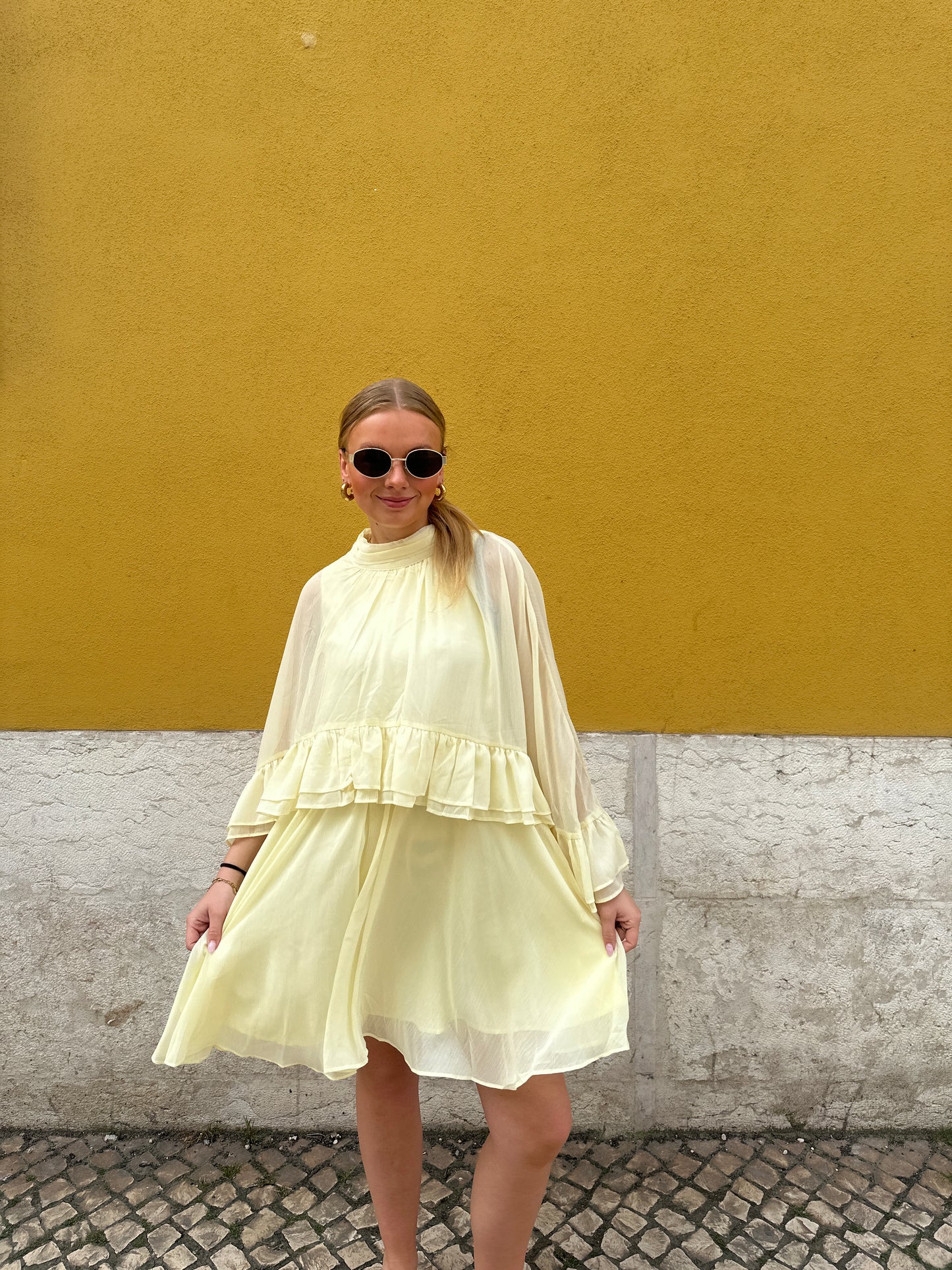 DRESS HONEY