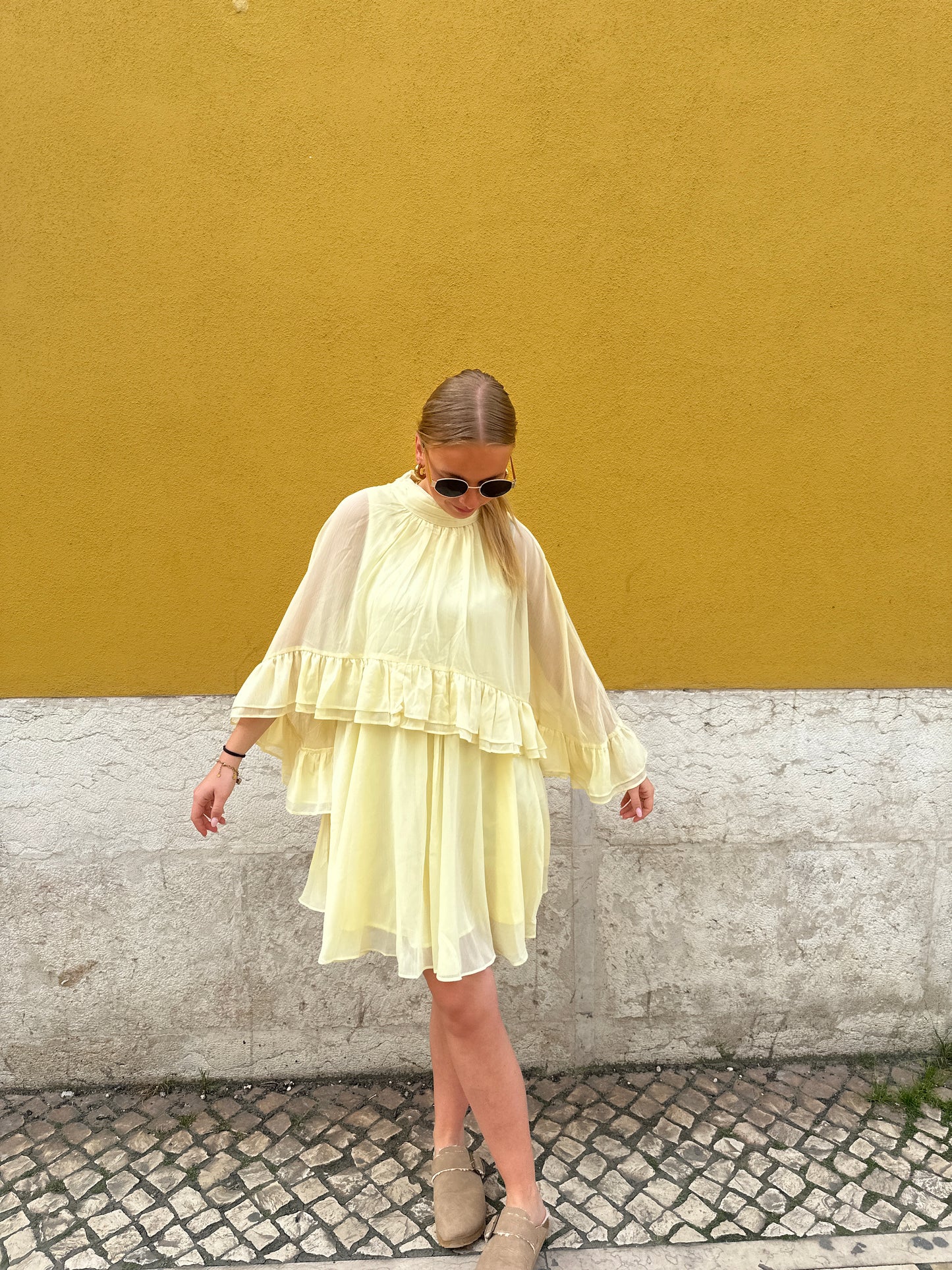 DRESS HONEY