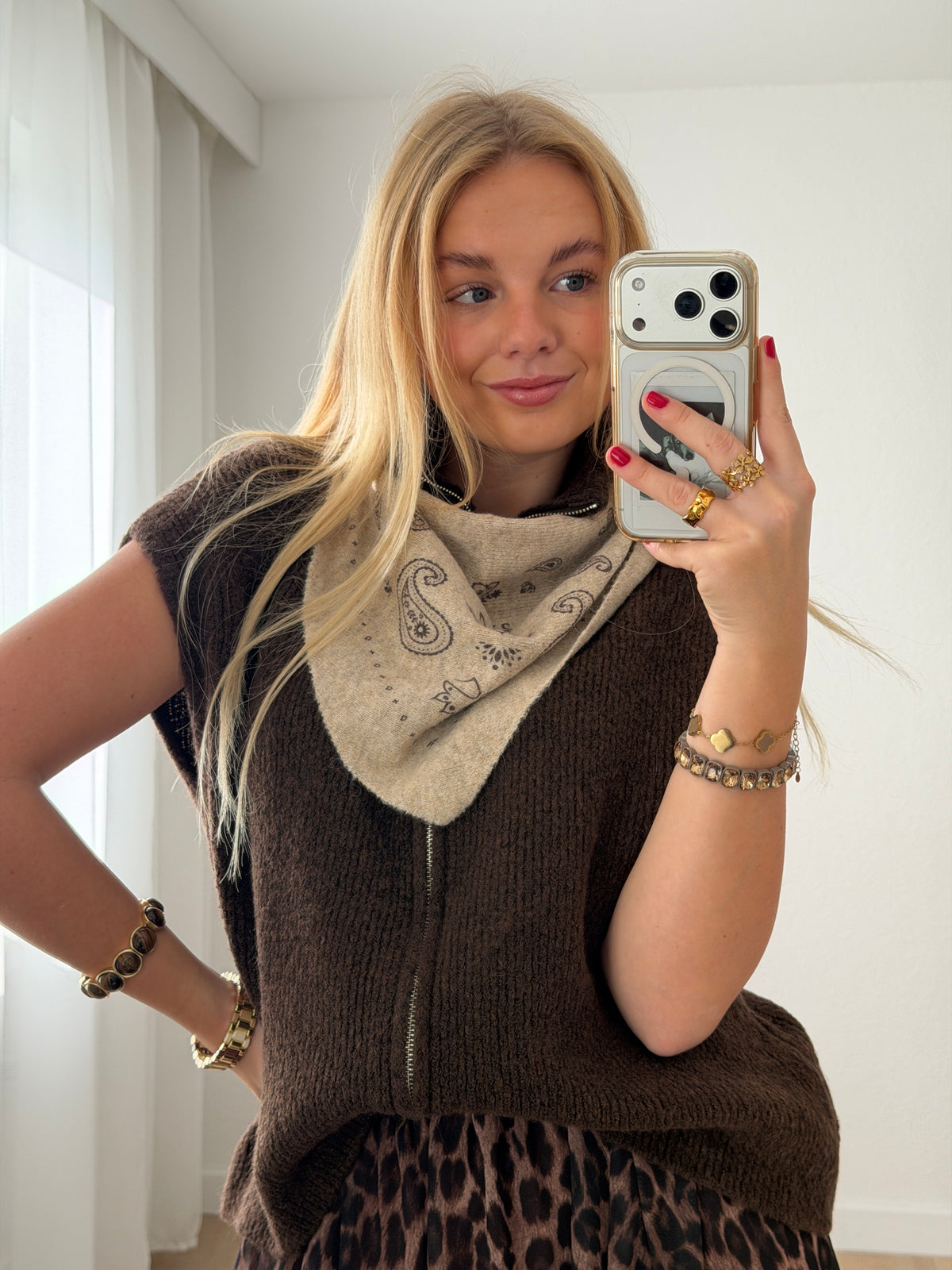 SCARF SOFT BEIGE