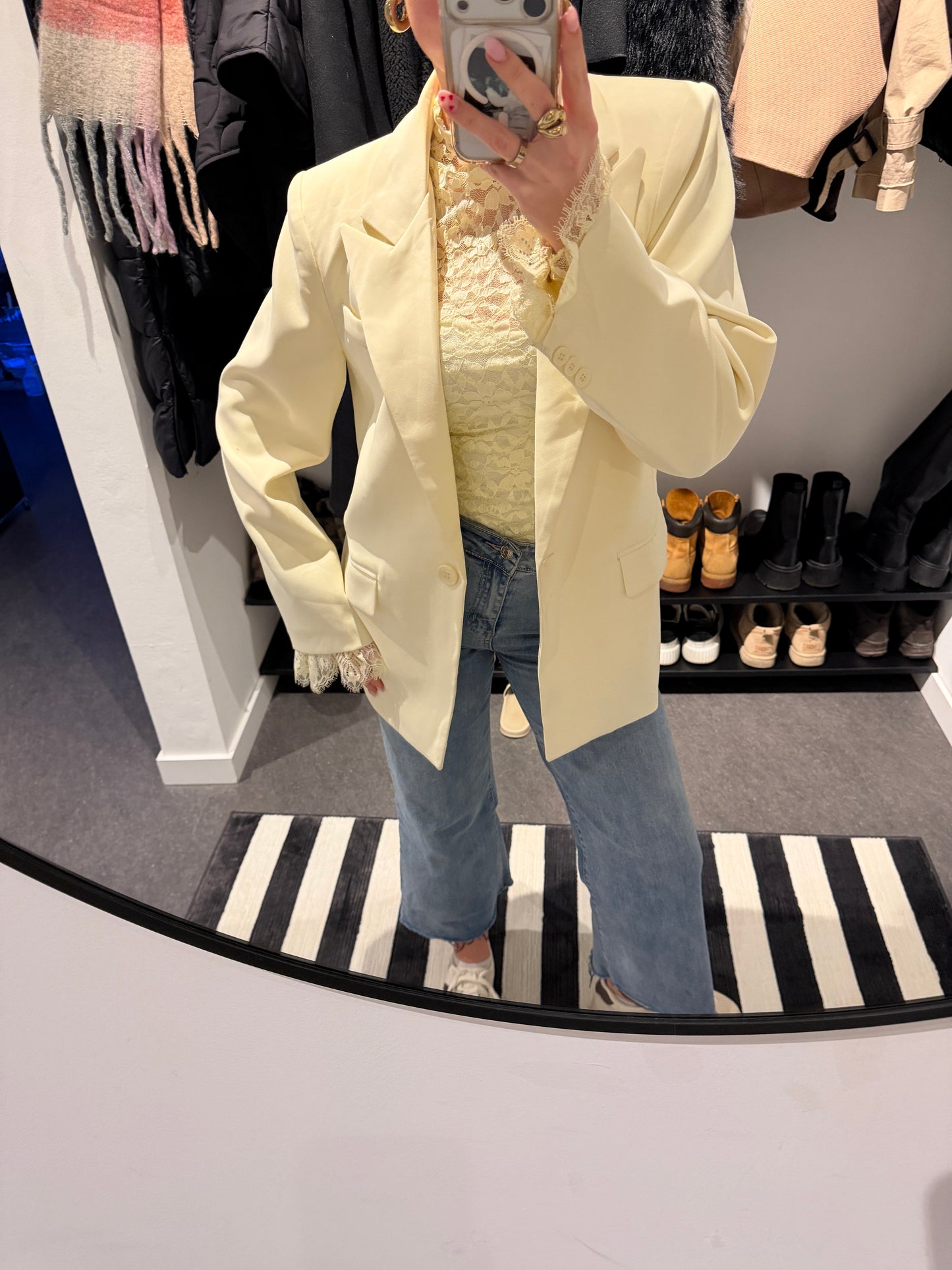 BLAZER BUTTER YELLOW