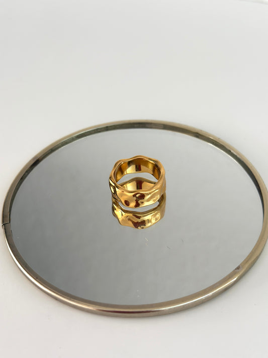 RING GOLDEN