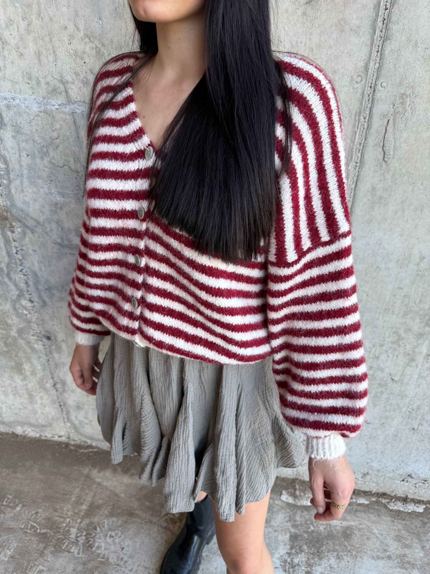 STRIPED CARDIGAN CHERRY