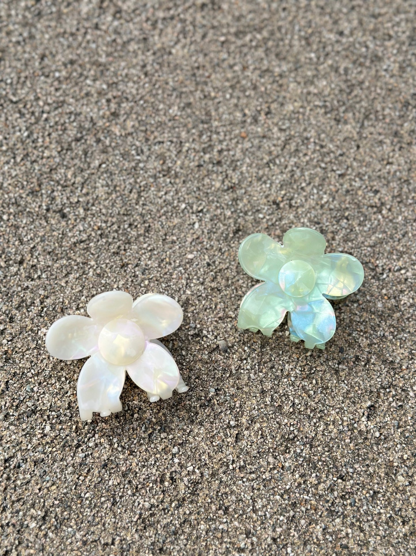 HAARKLAMMER BLOOM WHITE