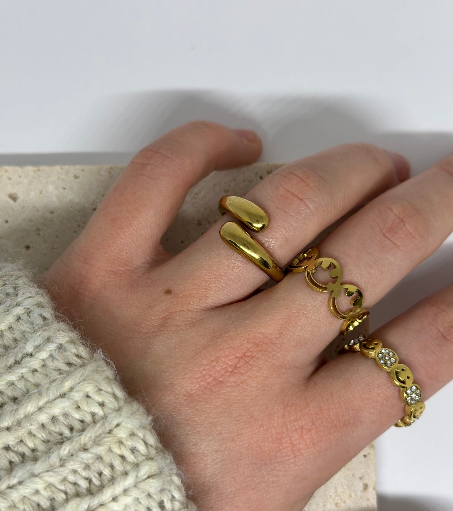 RING HAPPY