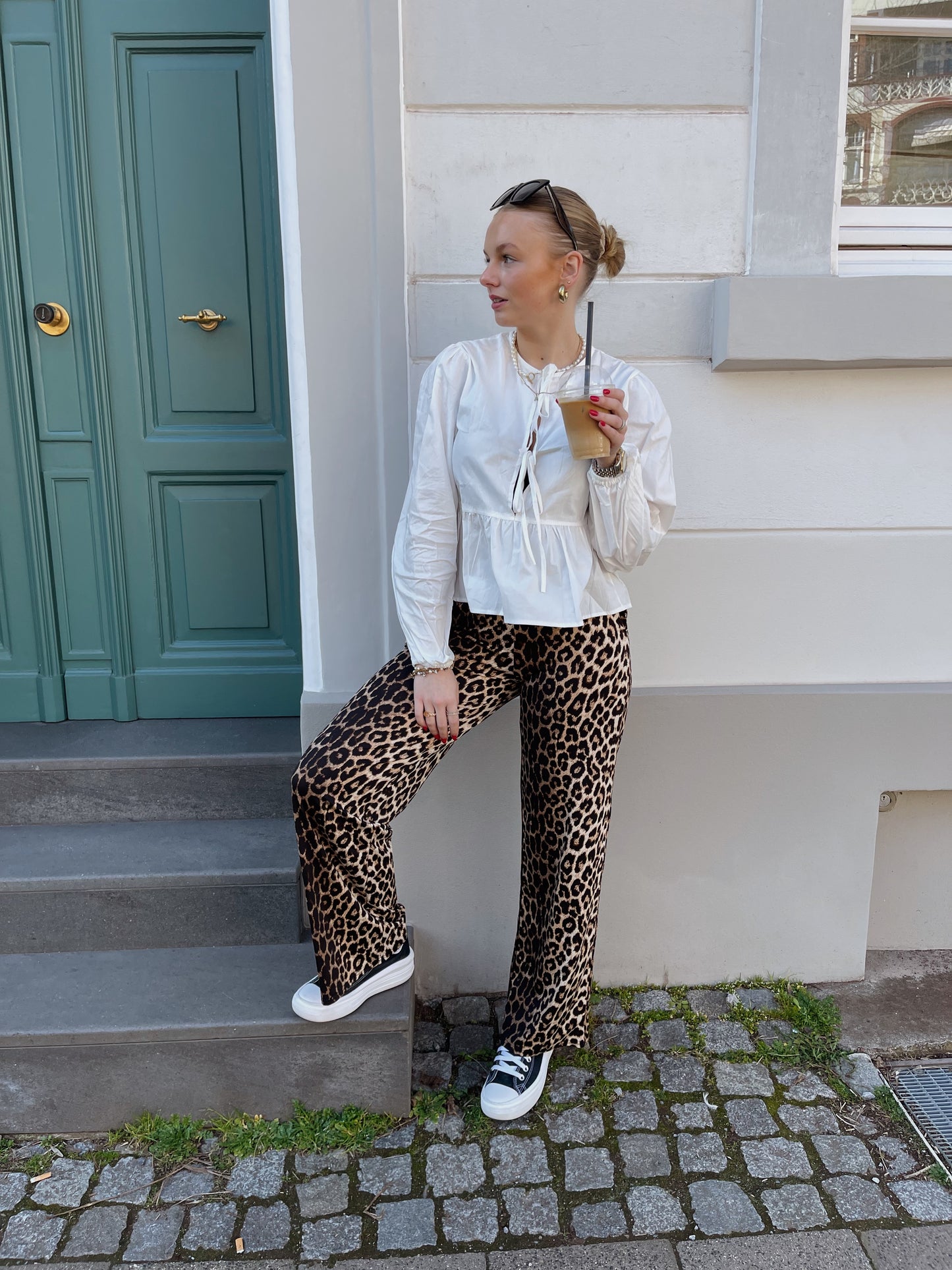 BLUSE SCHLEIFE WHITE