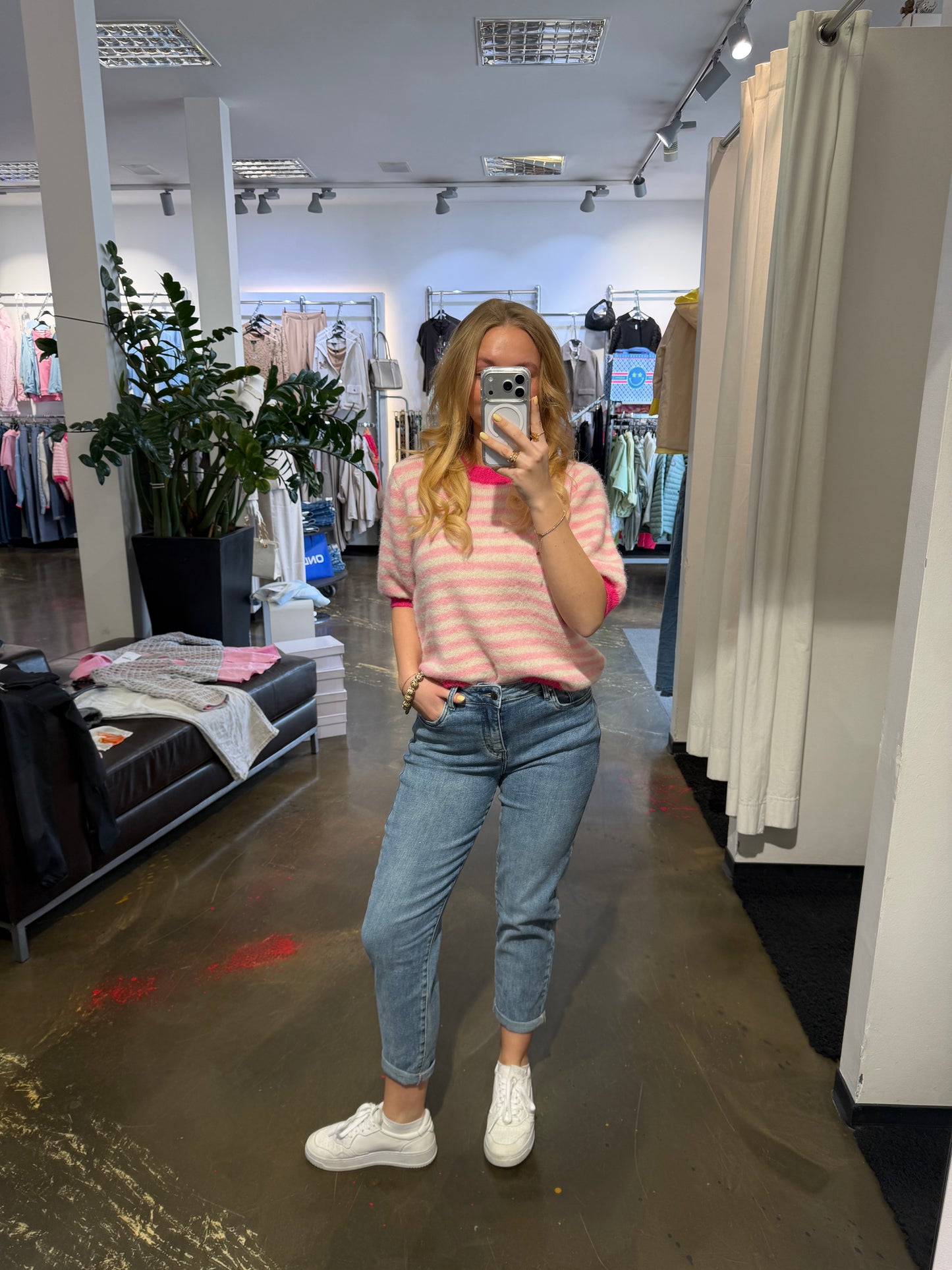 MOM FIT JEANS