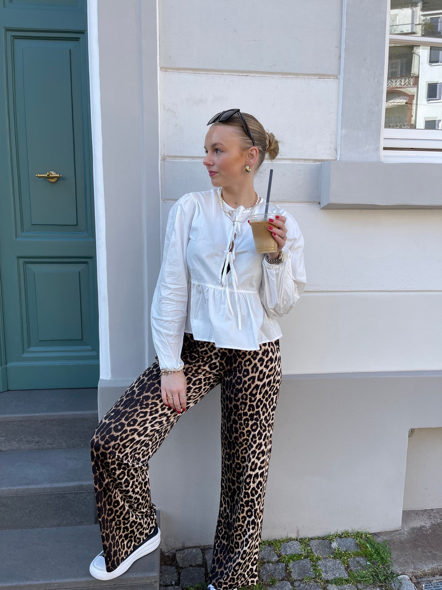 BLUSE SCHLEIFE WHITE