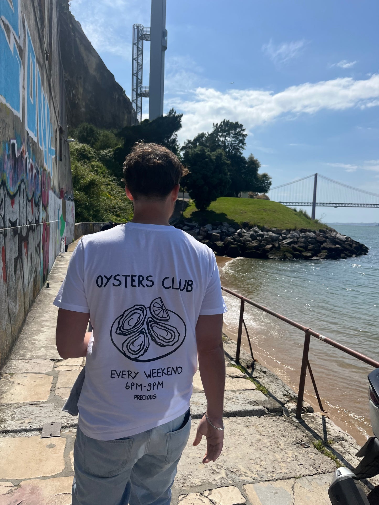T SHIRT OYSTERS CLUB
