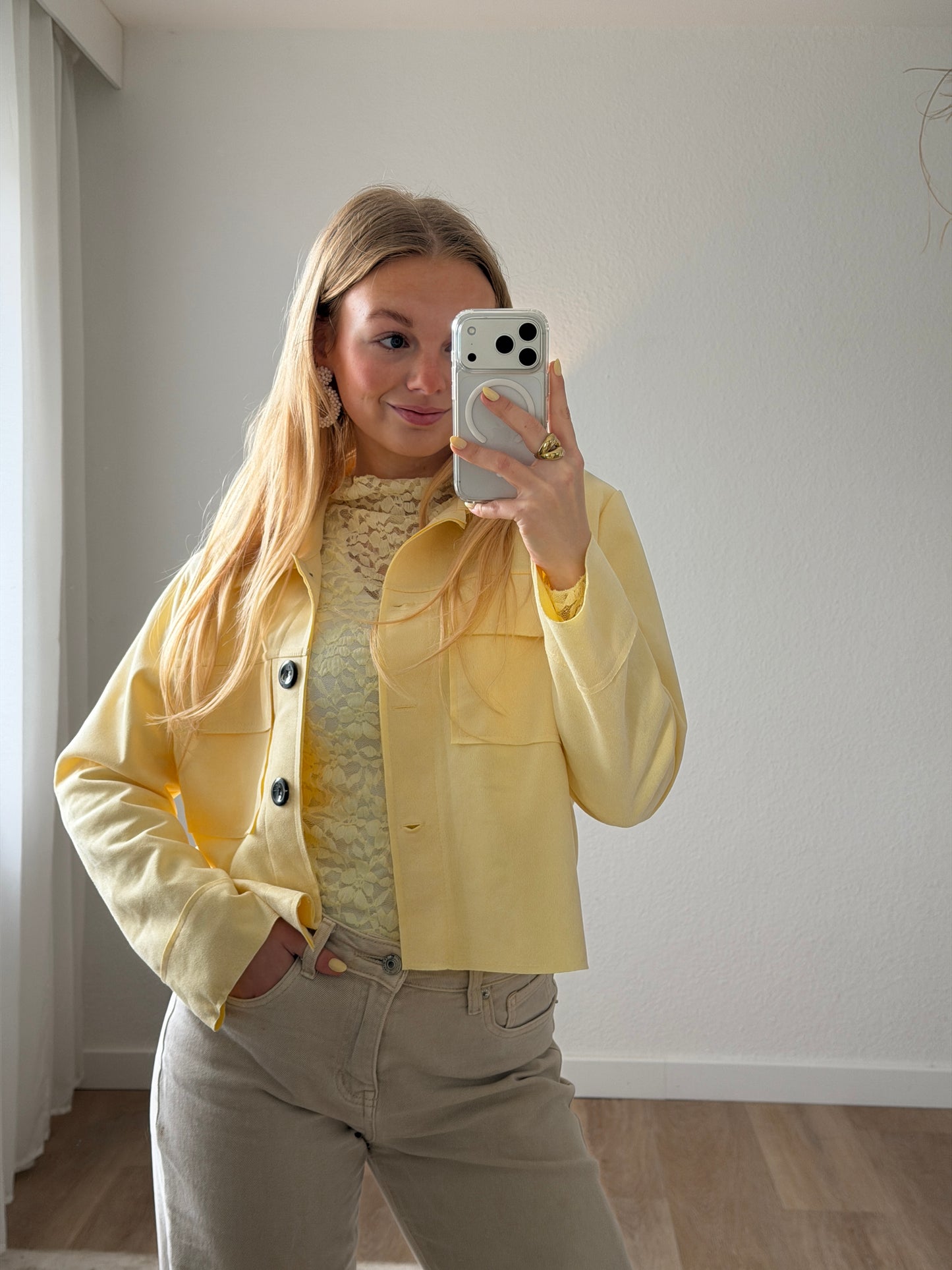JACKE BUTTER YELLOW