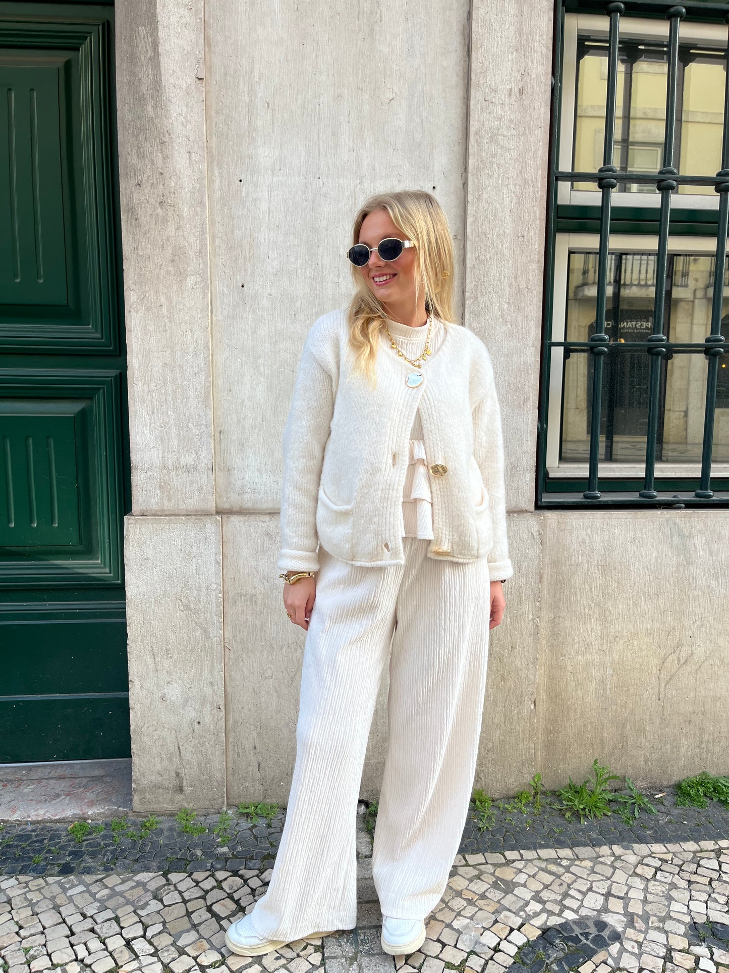 STRICKJACKE BEIGE