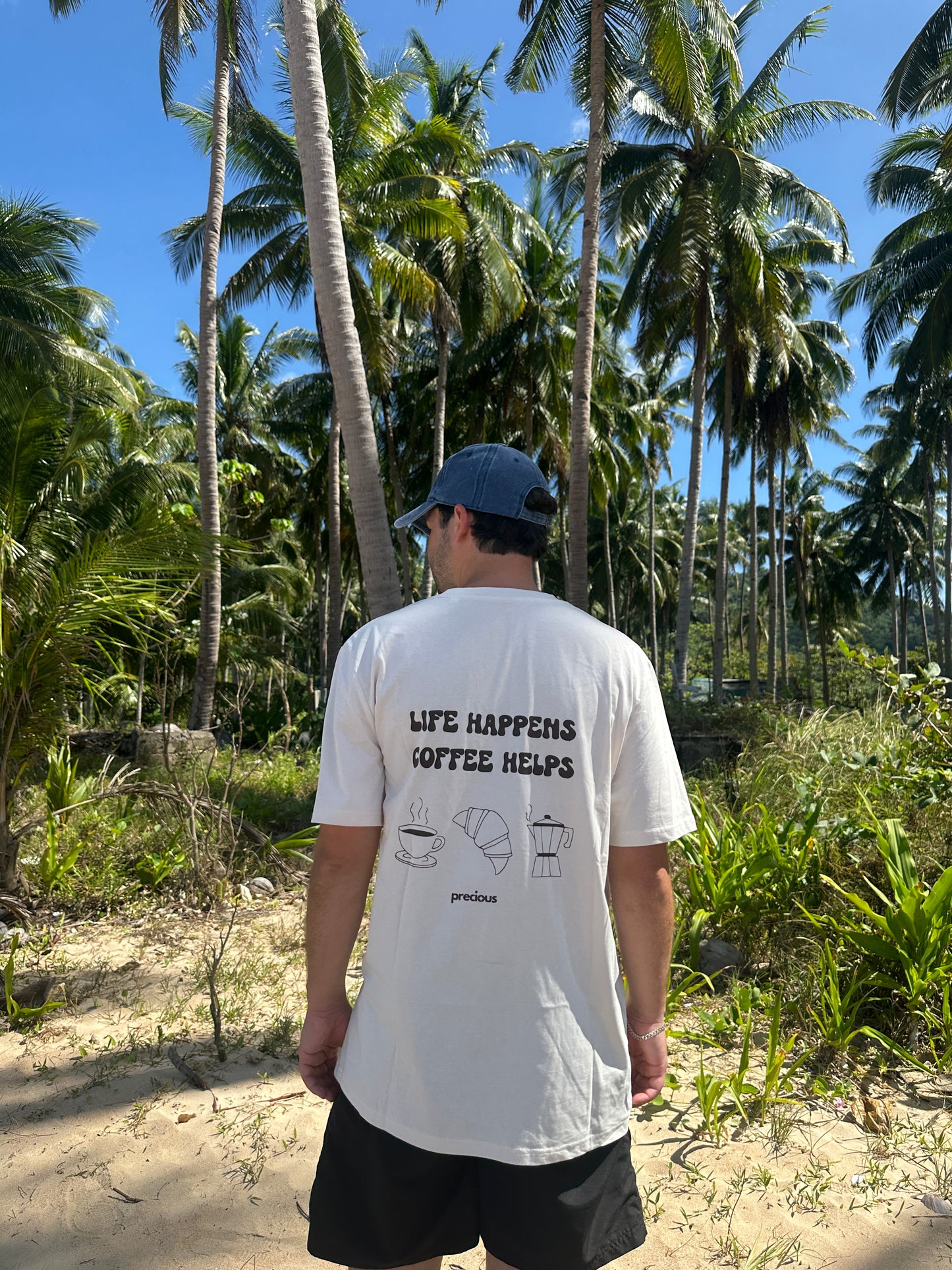 T- SHIRT LIFE HAPPENS COFFEE HELPS BRAUN