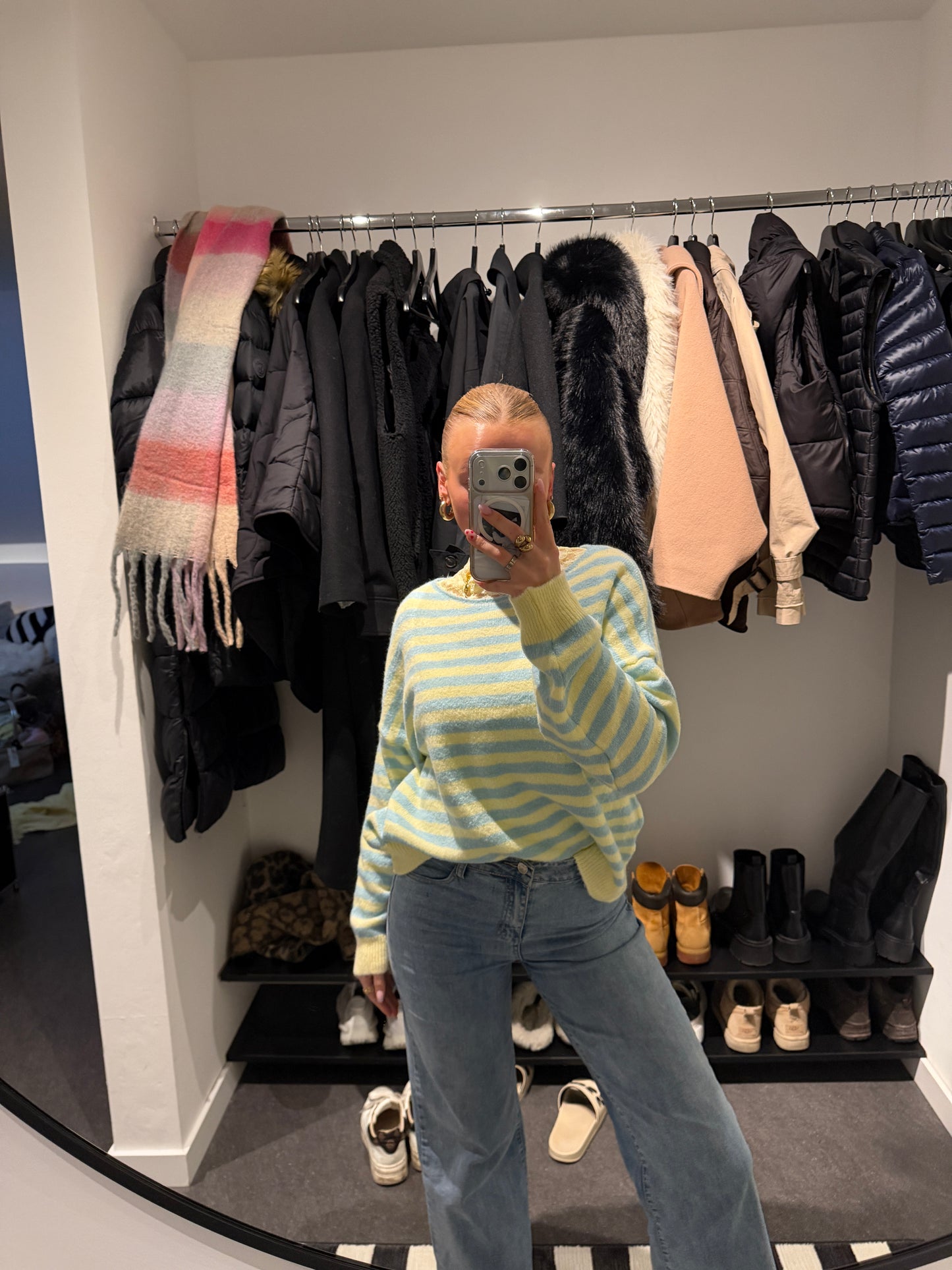 PULLOVER BLUE YELLOW