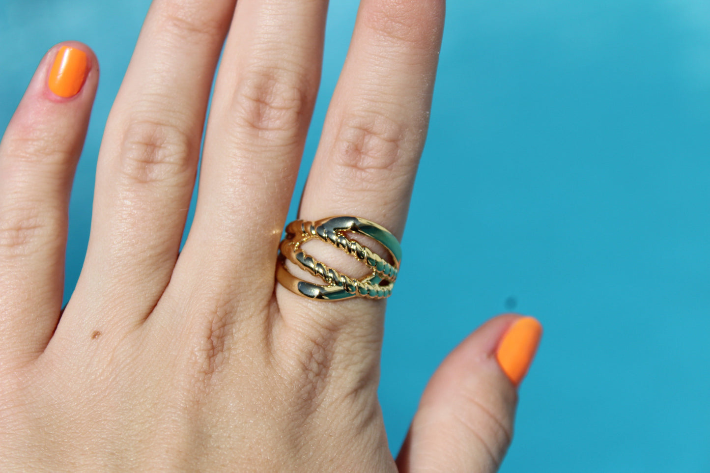 RING LOU