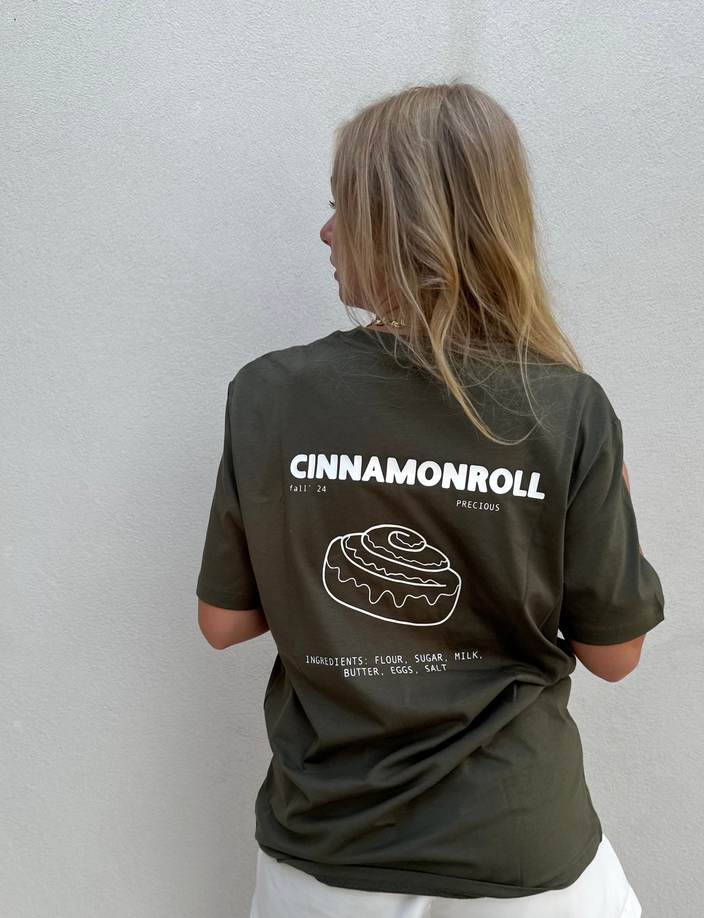 T SHIRT CINNAMON ROLL