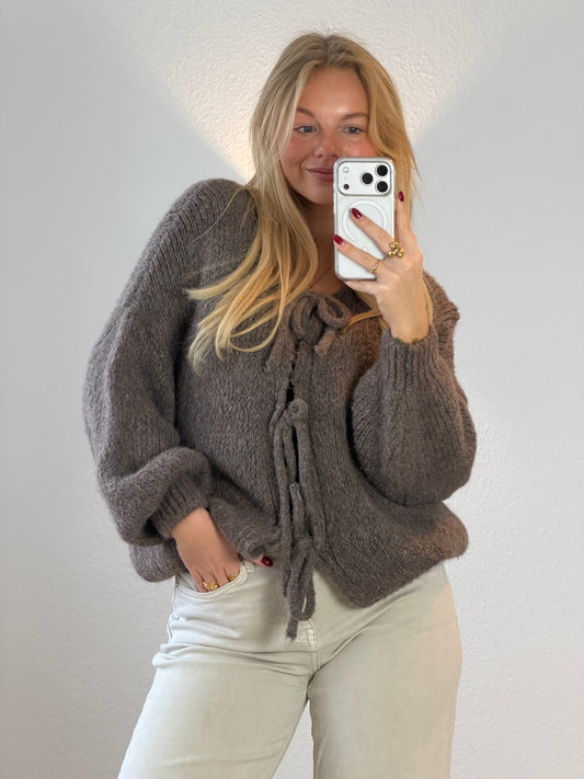 CARDIGAN BROWN