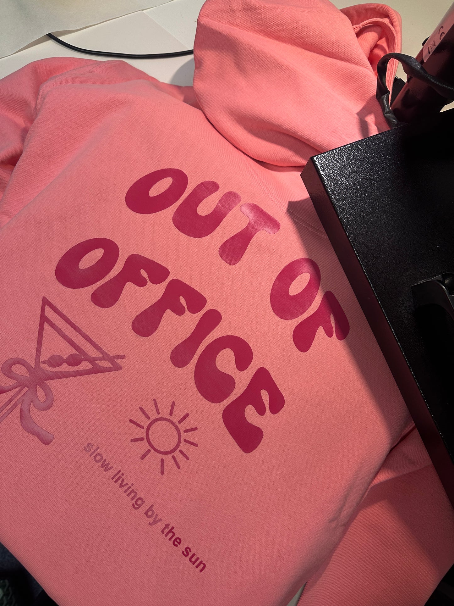 HOODIE OUT OF OFFICE